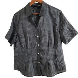 Jones New York signature size XL Black and White Shirt Buttons up women's